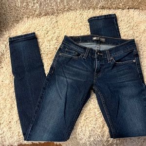 Levi’s 524 dark wash “too super low” stretch skinny, jean sz1